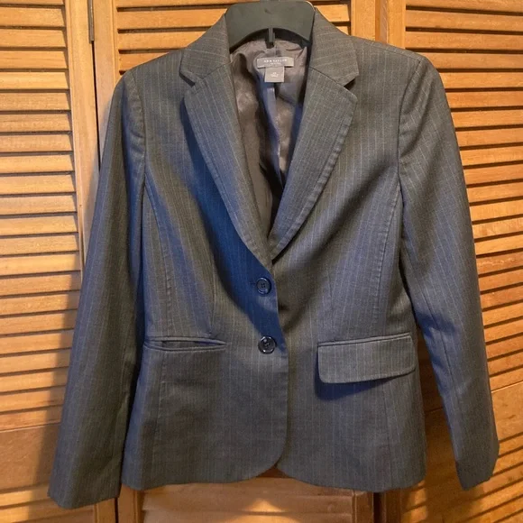 Ann Taylor Grey & Blue Pinstriped Blazer - Picture 1 of 16